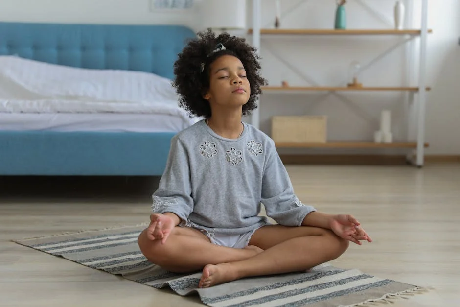 How to meditate for beginners at home - stock photo